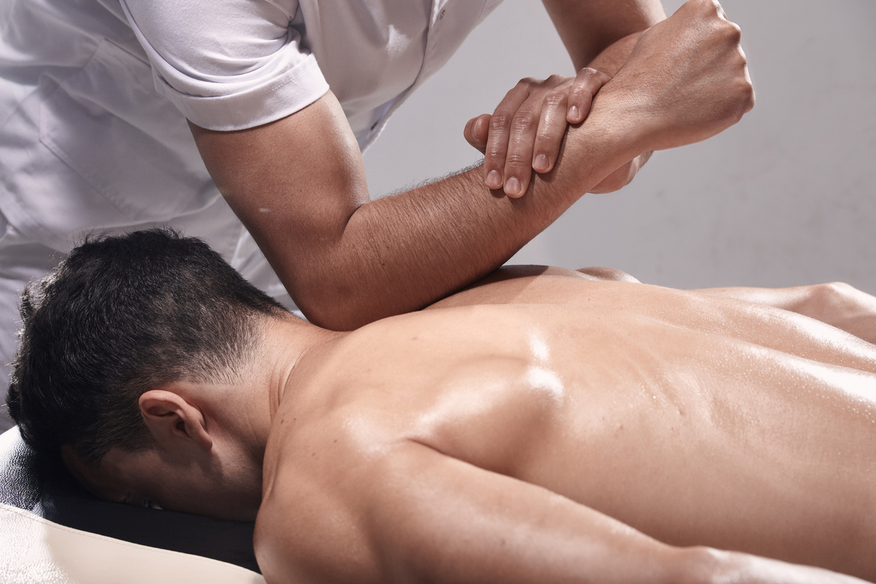 Sports massage at FITQOR Wellness Clinic